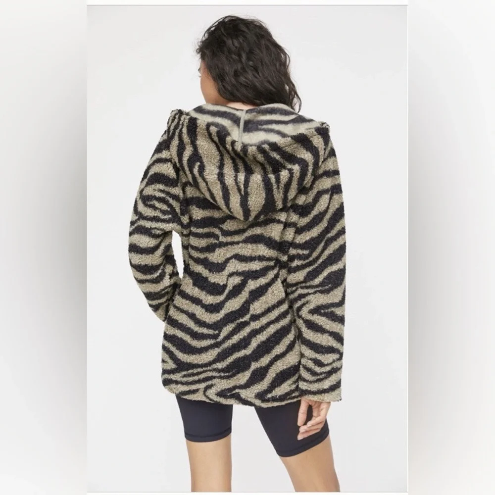 Anthropologie Varley Pullover Jacket - Picture 3 of 14